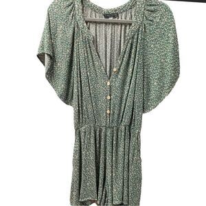FINAL TOUCH Flowy Sleeves Romper